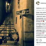 Post de Madonna passeando pela noite de Lisboa, com a filha.